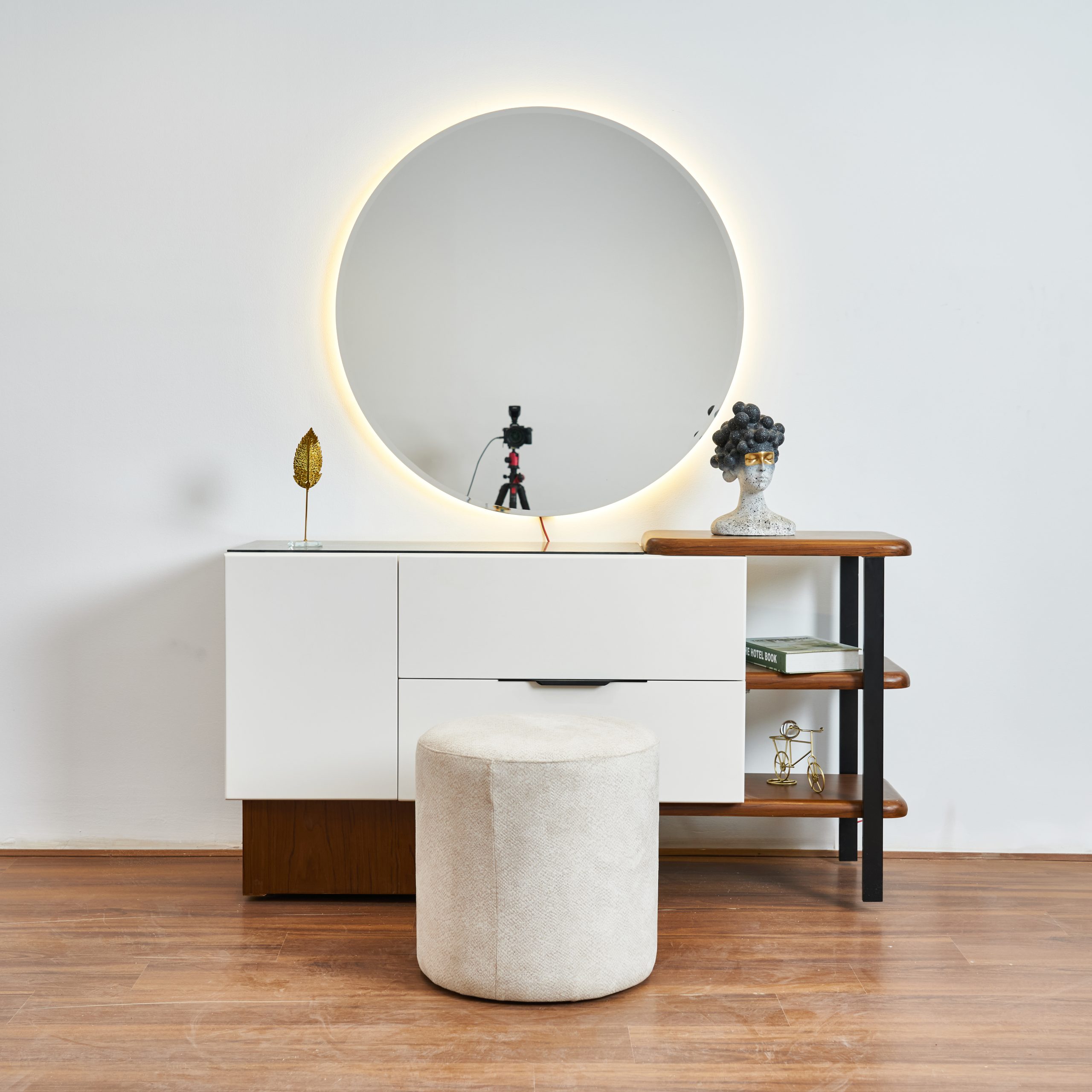 Hala Dressing Table