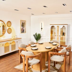 غرفة سفرة كارما