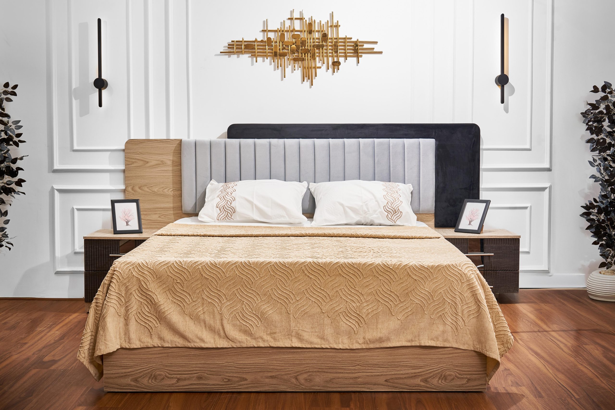 Circle Bedroom_(8)